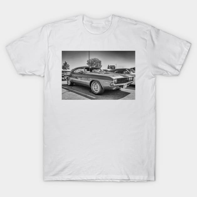 1970 Dodge Challenger RT Hardtop Coupe T-Shirt by Gestalt Imagery